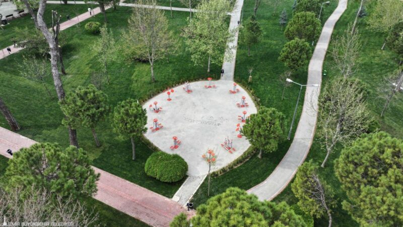 İzmir Büyükşehir Belediye Başkanı Dr. Cemil Tugay, İzmir Büyükşehir Belediyesi’nin