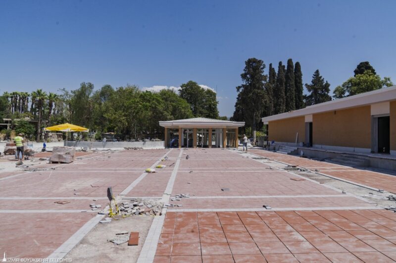 İzmir Büyükşehir Belediyesi, Müzeyyen Senar’dan Zeki Müren’e, Barış Manço’dan Nejat