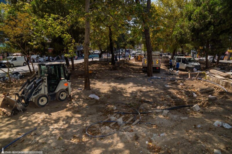 
İzmir Büyükşehir Belediyesi Buca Şirinyer’de yer alan Beyazıt Aykut Parkı’nda
