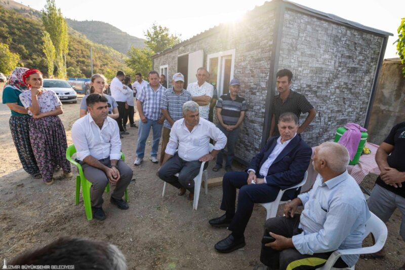 İzmir Büyükşehir Belediye Başkanı Dr. Cemil Tugay, Kiraz’ın Haliller Köyü’nde
