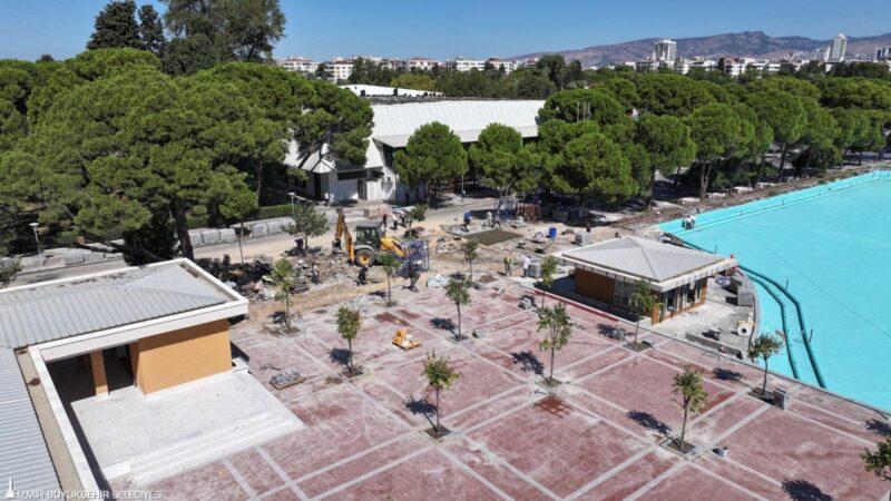 İzmir Büyükşehir Belediyesi tarafından aslına uygun olarak inşa edilen Göl