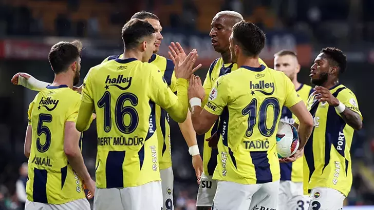 UEFA Şampiyonlar Ligi play-off turu kura çekimi, İsviçre’nin Nyon kentindeki