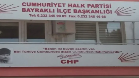 CHP Bayraklı Manavkuyu’da delege seçimlerinde Fatma Akçam ve Songül Gök