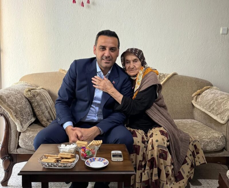 Çiğli Belediye Başkanı Onur Emrah Yıldız’ın babaannesi Zarife Yıldız hayatını