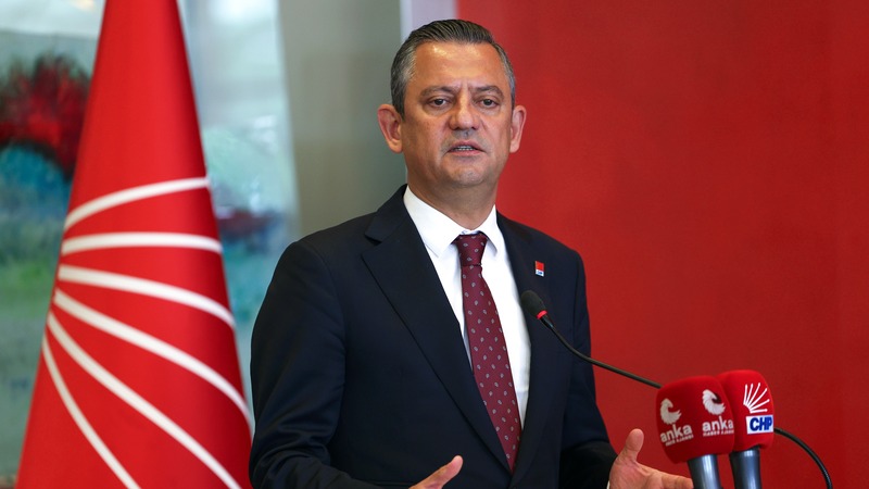 Cumhuriyet Halk Partisi (CHP), “Millet İradesine Sahip Çıkıyor” temasıyla İstanbul’un