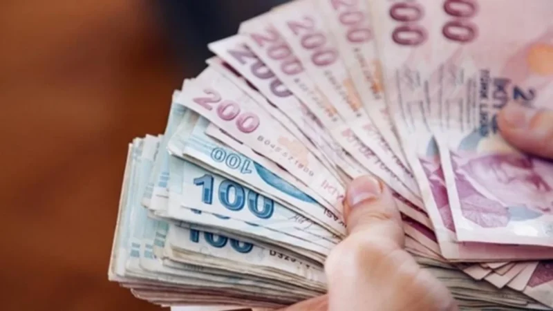 Temmuz ayı enflasyonu milyonlarca asgari ücretlinin maaşını yılın ilk yarısında