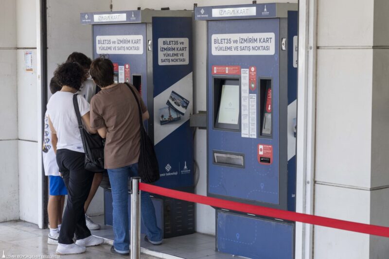 İzmir Büyükşehir Belediyesi’nin geçtiğimiz yıl üniversiteli gençler için başlattığı “Dijital