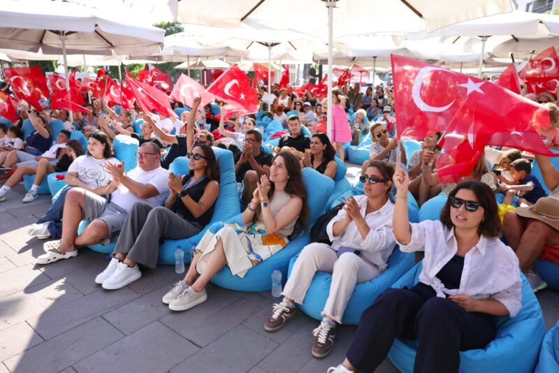 Çeşme Belediyesi tarafından düzenlenen Çeşme Festivali 2025, 6–7 Eylül tarihlerinde Çeşme’nin