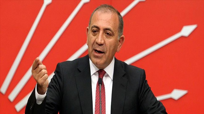 CHP İstanbul İl Binası'na sokulmayacağı iddia edilen beş kişilik kayyum