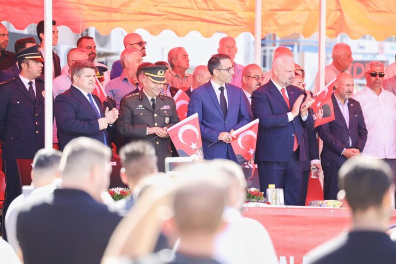 İzmir'in ve Menemen'in kurtuluşunun 103. yıl dönümü, Menemen Cumhuriyet Meydanı'nda