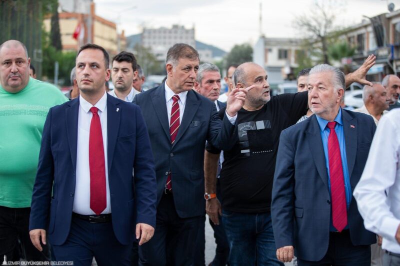 İzmir Büyükşehir Belediye Başkanı Dr. Cemil Tugay, Bornova Belediye Başkanı