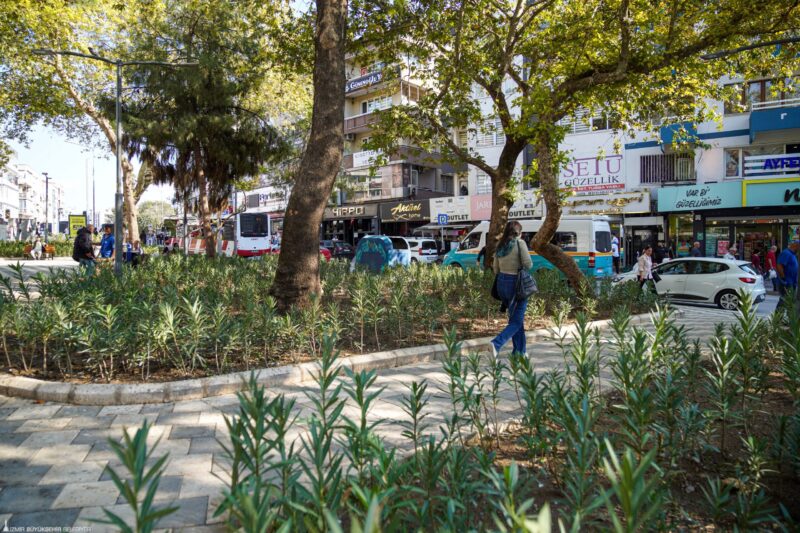 İzmir Büyükşehir Belediyesi, Buca’da Şirinyer Beyazıt Aykut Parkı’nı baştan sona