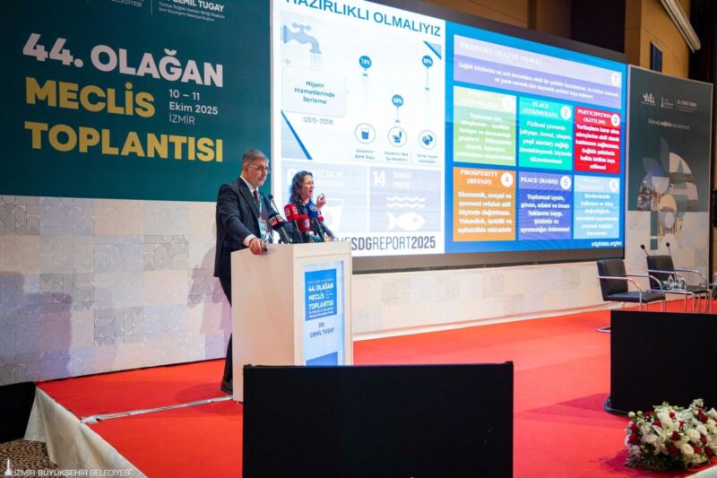 İzmir Büyükşehir Belediye Başkanı Dr. Cemil Tugay'ın başkanı olduğu Türkiye