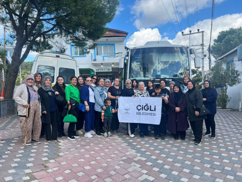 Çiğli Belediyesi, kadınların sosyal yaşama katılımını artırmak ve kültürel birikimlerine