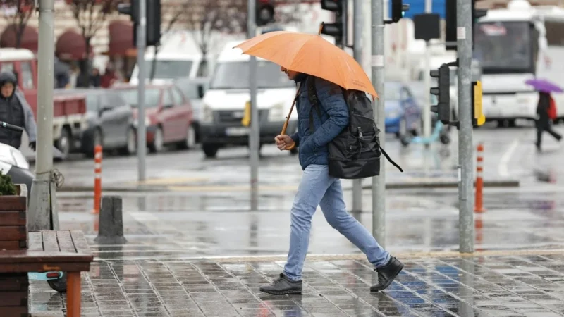 Meteoroloji Genel Müdürlüğü, İstanbul, Kocaeli ve Sakarya için kuvvetli sağanak
