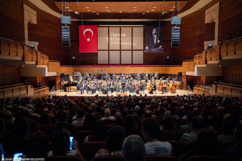İzmir Büyükşehir Belediyesi Ahmed Adnan Saygun Sanat Merkezi, Cumhuriyet Bayramı'nda