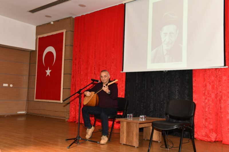 Çiğli Belediyesi, halk ozanı Aşık Veysel Şatıroğlu’nu unutulmaz bir geceyle