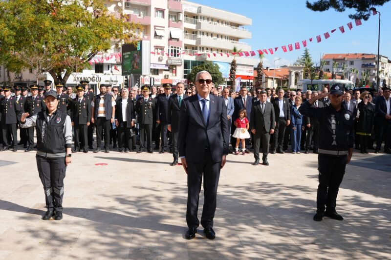 Kemalpaşa’da 29 Ekim Cumhuriyet Bayramı, çeşitli etkinlikler ile coşkuyla kutlandı