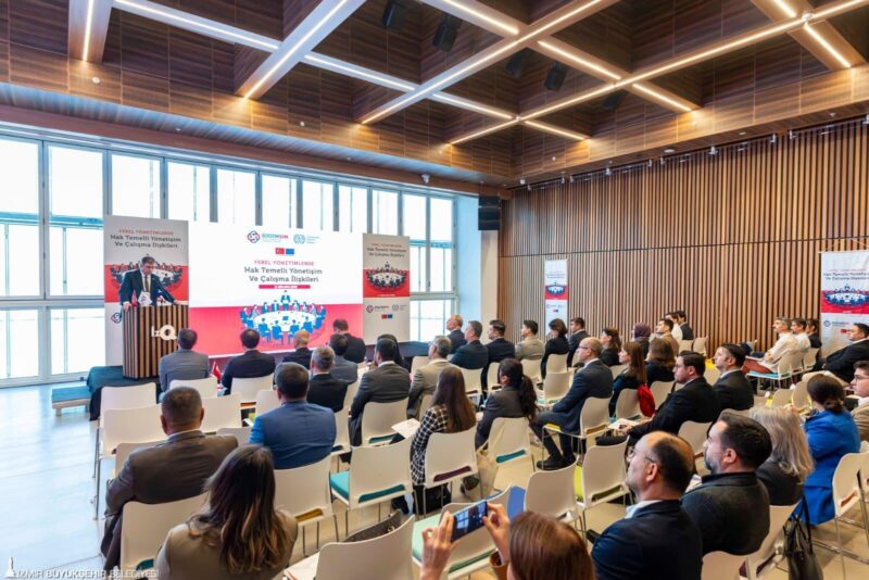 İzmir Büyükşehir Belediye Başkanı Dr. Cemil Tugay, SODEMSEN’in düzenlediği Yerel