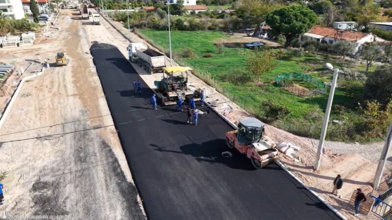 İzmir Büyükşehir Belediyesi'nin Güzelbahçe’de trafik akışını rahatlatacak 75. Yıl Cumhuriyet