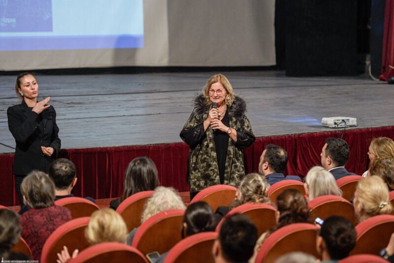 İzmir Büyükşehir Belediyesi, Engelli Hizmetlerine Yönelik İzmir Yaklaşımı ve Eylem