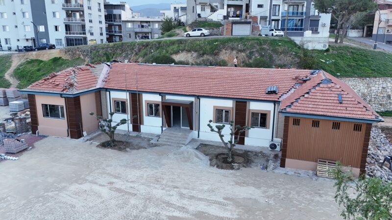 Menemen Belediyesi, Mayıs ayında başlattığı ilçeye her ay yeni bir
