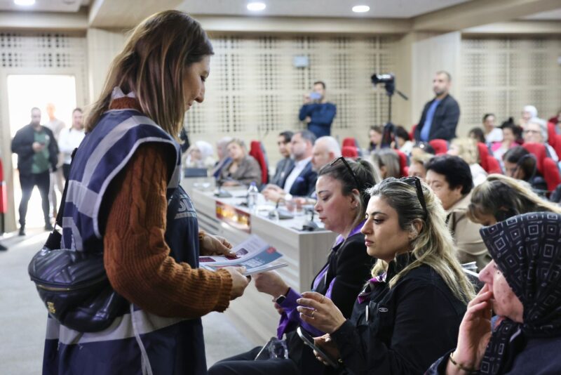 25 Kasım Kadına Yönelik Şiddete Karşı Uluslararası Mücadele Günü, Menemen'de