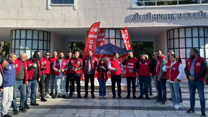 3 aydır sosyal haklarını alamadıkları gerekçesiyle eylem kararı alan belediye