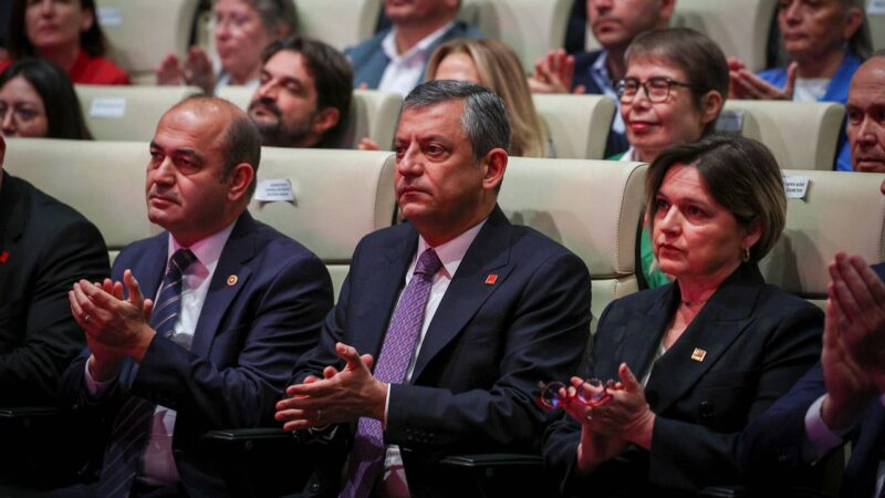 CHP'de 39. Olağan Kurultayı için geri sayım başladı. Kurultayda belirlenecek