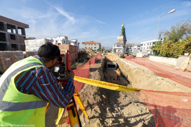 İzmir Büyükşehir Belediyesi İZSU Genel Müdürlüğü, Tire’de taşkın ve koku