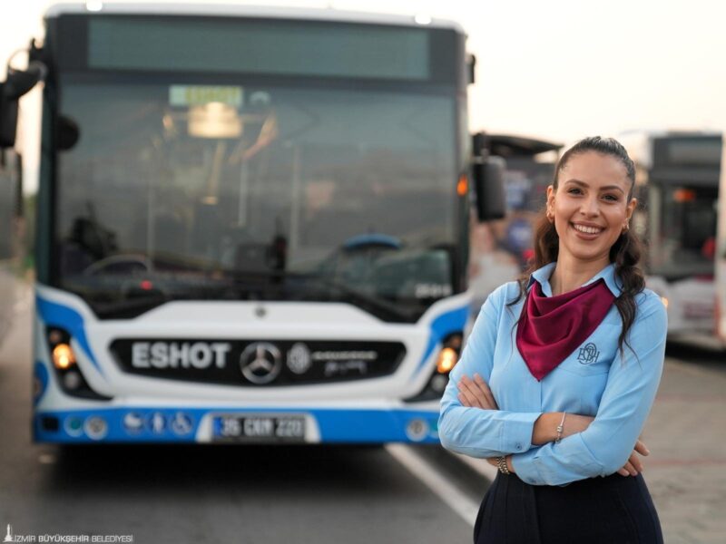 İzmir Büyükşehir Belediyesi, 5 Aralık Dünya Kadın Hakları Günü öncesinde