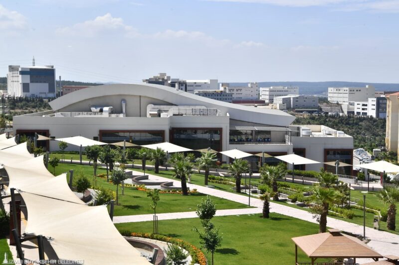 İzmir Büyükşehir Belediyesi’nin su krizine yenilikçi çözüm getiren “RESWATER-Dirençli Kentsel