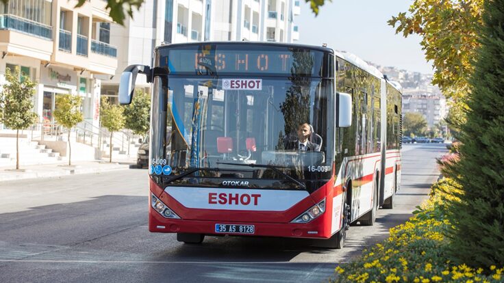 İzmir’de toplu ulaşımın bel kemiği olan ESHOT otobüsleri arasında en
