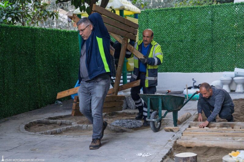 İzmir Büyükşehir Belediyesi, mülkiyeti kendisine ait olan ve uzun süredir