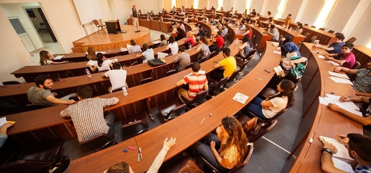 Türkiye’de ilk kez uygulanacak yeni modelle, lisans öğrencileri 8 sömestrlik