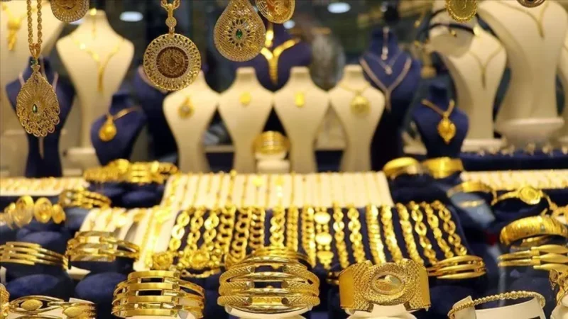Altın fiyatları haftaya güçlü bir yükselişle başladı ve tüm zamanların