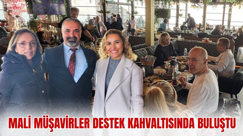 İzmir’de görev yapan mali müşavirler, yoğun iş temposuna kısa bir