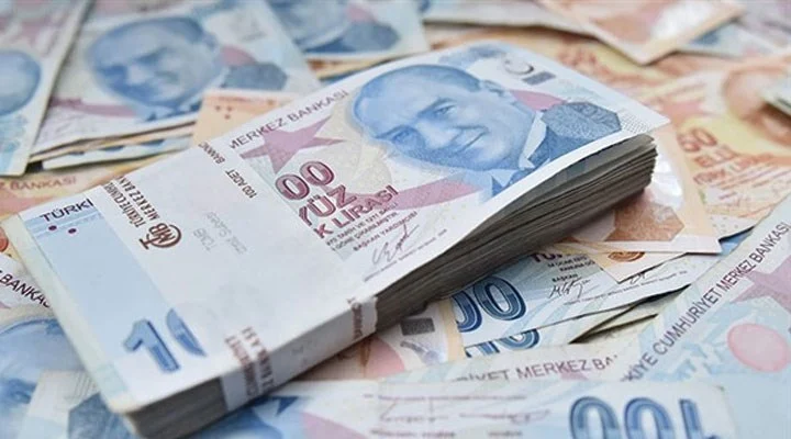 İşçi ve işveren tarafının asgari ücret beklentileri çarpıcı şekilde farklı.