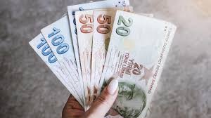 2026 asgari ücret görüşmeleri başladı. TÜRK-İŞ bu yıl masada yer