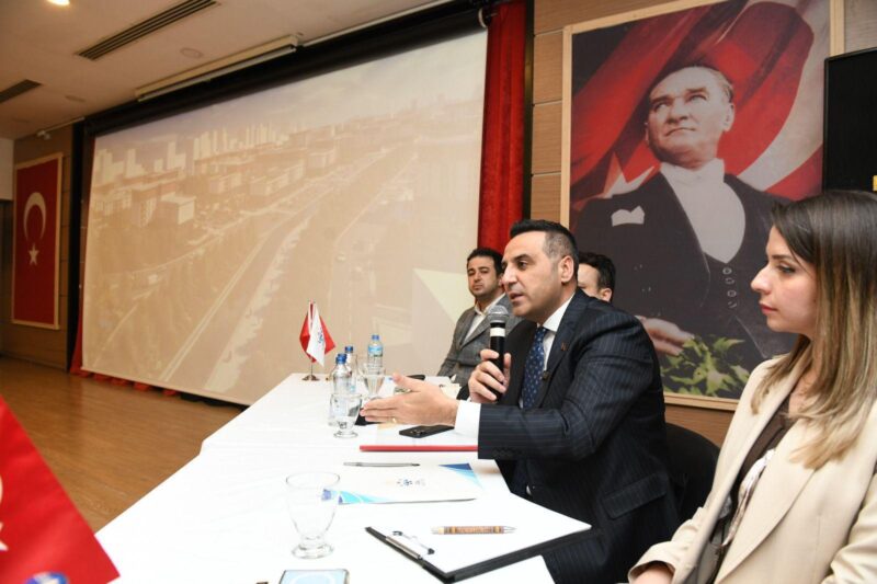 Çiğli Belediye Başkanı Onur Emrah Yıldız, Köyiçi ve Yakakent Mahallelerinde