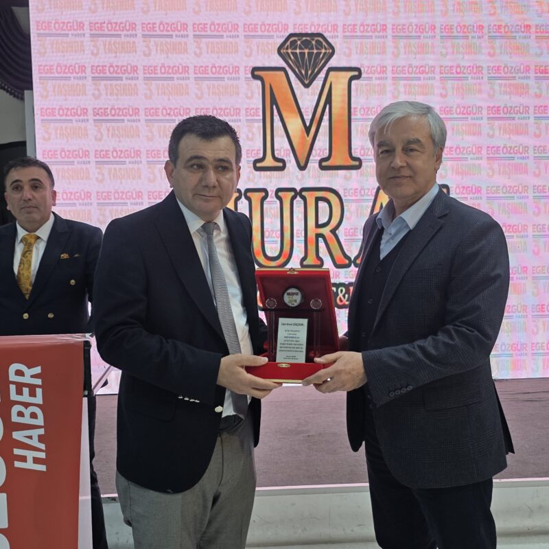 Ege Özgür Haber’in 3. yaşını kutladığı geceye ana sponsor olarak