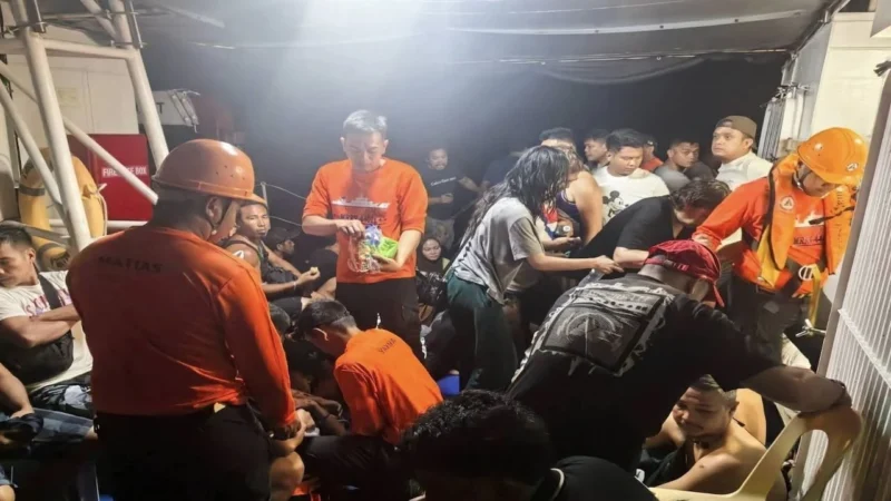Filipinler’in Mindanao bölgesinde 359 kişiyi taşıyan M/V Trisha Kerstin 3
