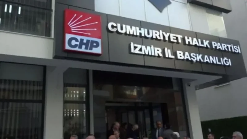 İzmir Büyükşehir Belediyesi’nde örgütlü Genel İş İzmir Şubeleri’nin başkanları, geriye