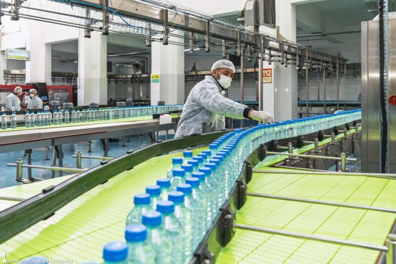 İzmir Büyükşehir Belediyesi iştiraki İzdoğa tarafından işletilen Şaşal Su Fabrikası,
