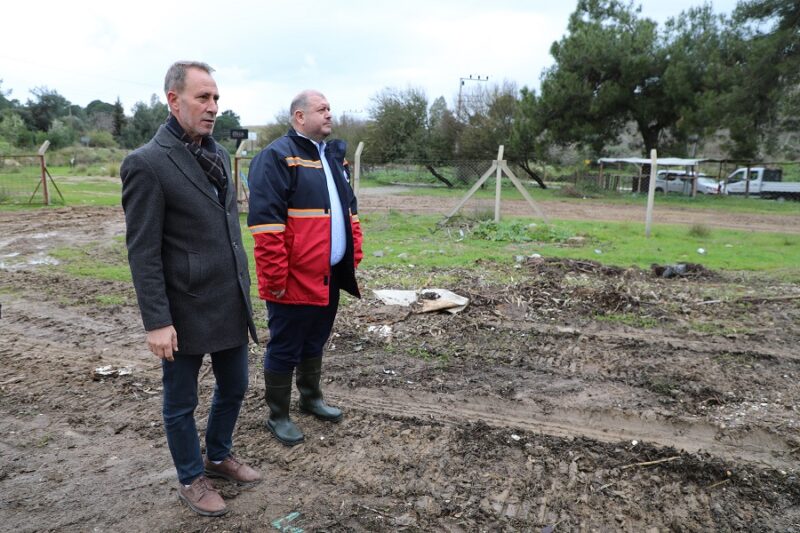 Menderes Belediyesi, ilçe genelinde topladıkları bahçe atıklarını toplayıp dönüştürerek yakıt