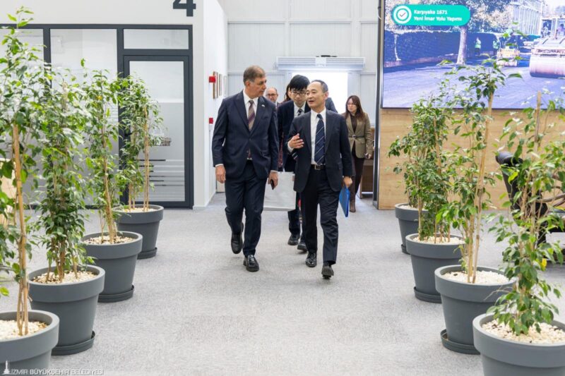 İzmir Büyükşehir Belediye Başkanı Dr. Cemil Tugay, Japonya’nın İstanbul Başkonsolosu