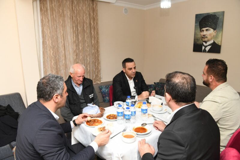 Çiğli Belediye Başkanı Onur Emrah Yıldız, sosyal belediyecilik anlayışını bir