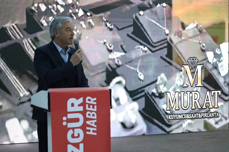 Ege Özgür Haber’in 3. kuruluş yıl dönümünü kutladığı geceye ana