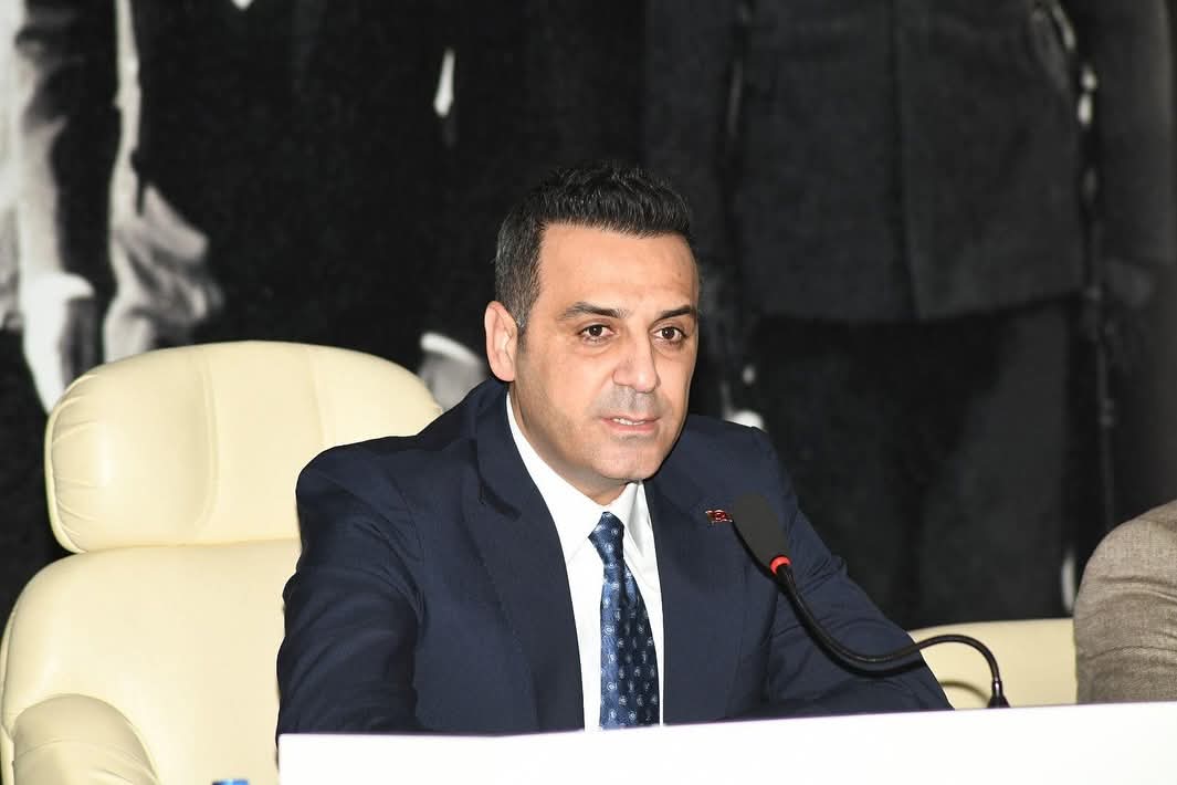ÇİĞLİ MECLİSİ’NDE ÇAMLIKENT TARTIŞMASI TANSİYONU YÜKSELTTİ
Çiğli Belediye Meclisi Şubat ayı