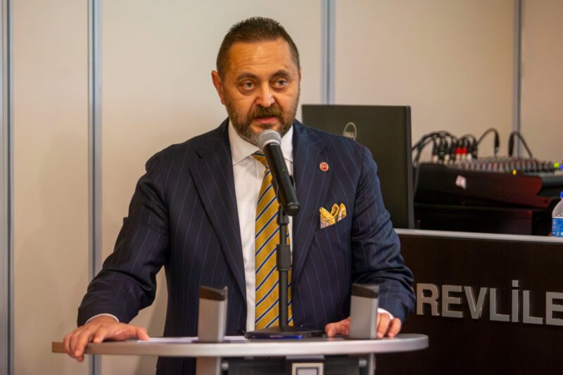 Karşıyaka Belediye Meclisi AK Parti Grup Başkanvekili Hasan Ünal, Karşıyaka